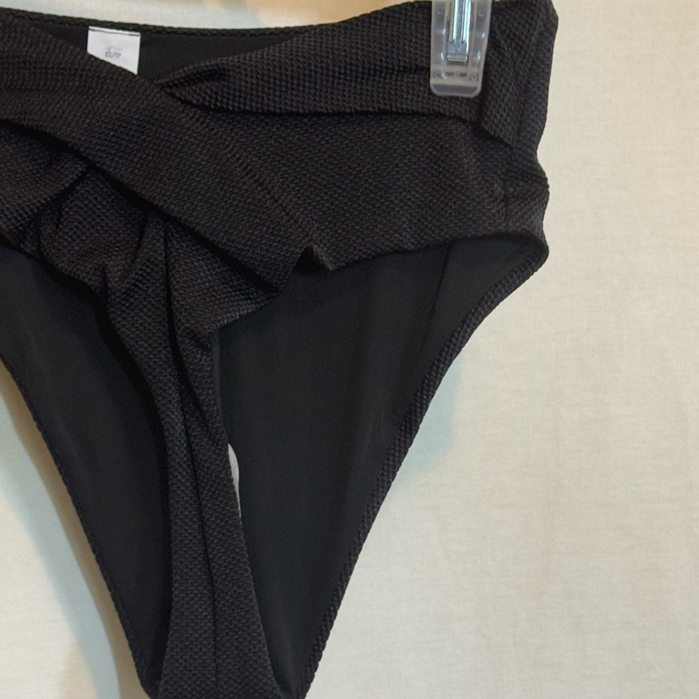 AA-554 Aerie NWOT High Cut‎ Cheeky Twisted Front Black Bikini Bottoms Size XS - Picture 3 of 11
